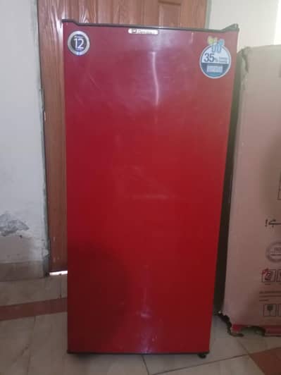 Dawlance refrigerator just 3 months used