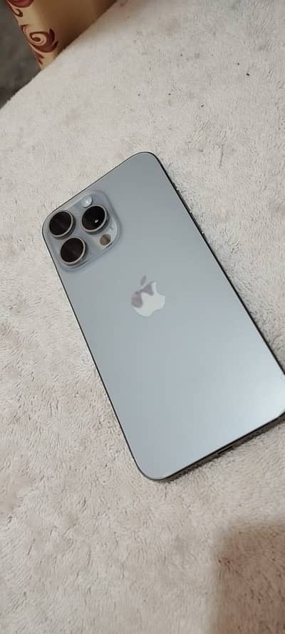 IPhone 15 pro max factory Unlocked 256gb