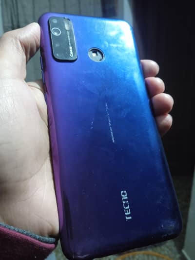 Tecno Camon 15.