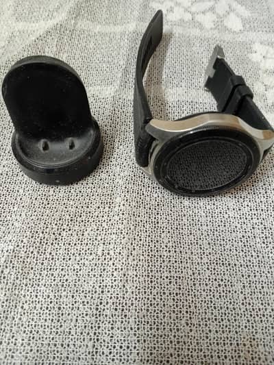 Samsung galaxy watch s4 classic good condition