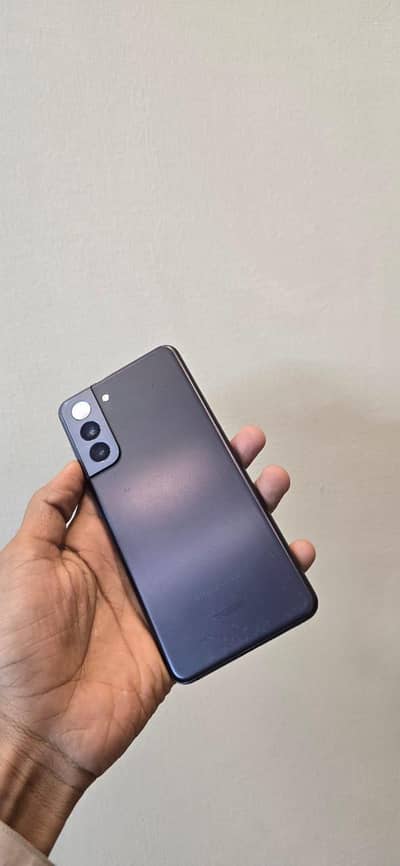 s21 black colour 128 gb non pta kit exchange possible hai iphone sa