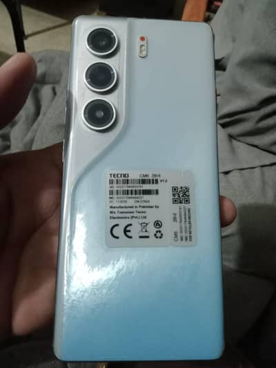 Used mobile comon 40 pro