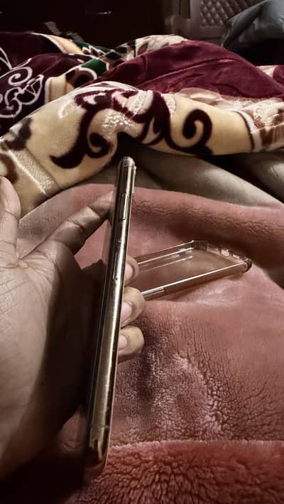 Iphone 11 pro max  64gb approved