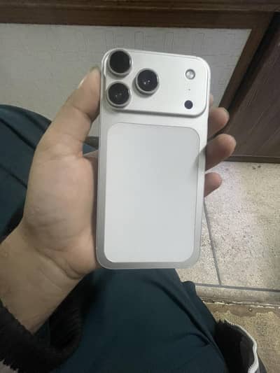 xr convert in to 17 pro