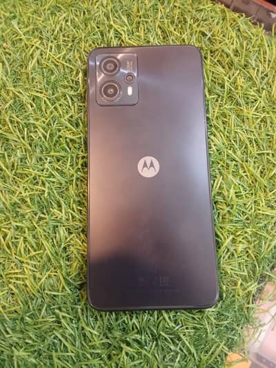 MOTO G13 URGENT SALE