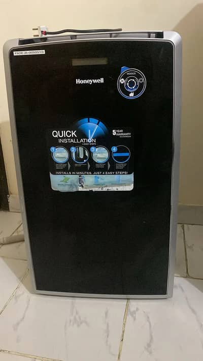 HONEYWELL PORTABLE A/C