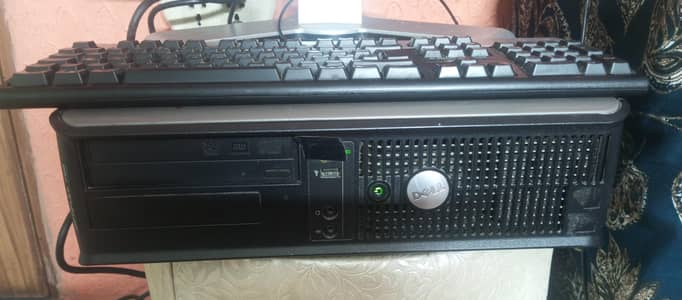 Dell Desktop PC with Dell LED, mouse and keyboard