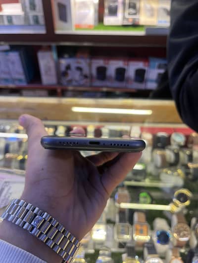 iPhone 11 64 Gb Waterpack jv