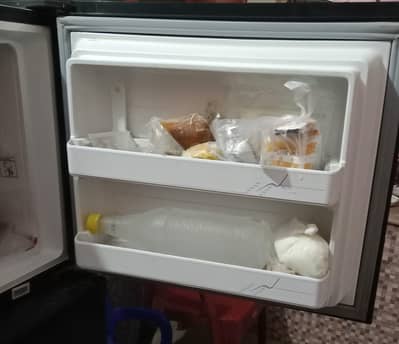 dawalance glass door reflection series