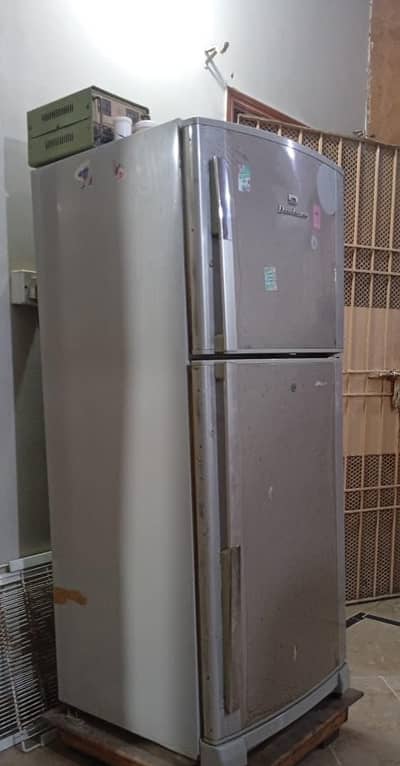 Dawlance 12ft Refrigerator For Sale