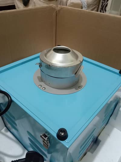 Cotton candy machine