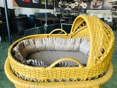 Rattan baby cot