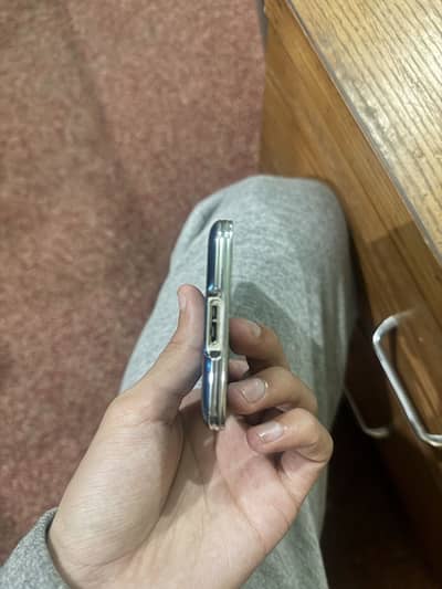 Samsung galaxy s5 brand new