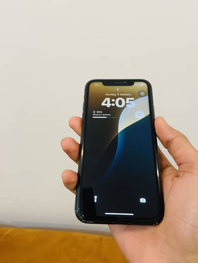 iPhone XR PTA approved 64gb 9/10