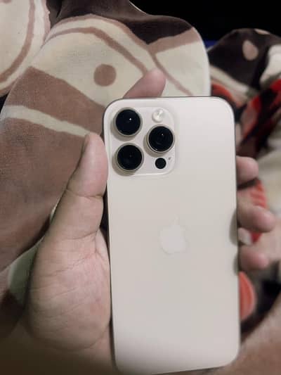 IPHONE 16 PRO MAX DESERT TITANIUM