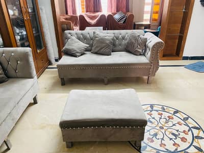 L-Shaped Sofa Set with Ottoman (7 seater)