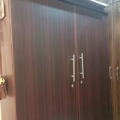 Wardrobe urgent sale