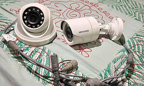 2 CCTV Tarbo Cameras