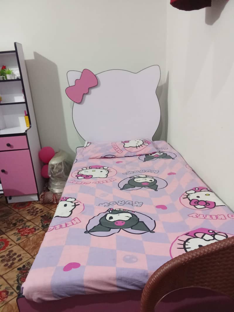 bed and study table 2