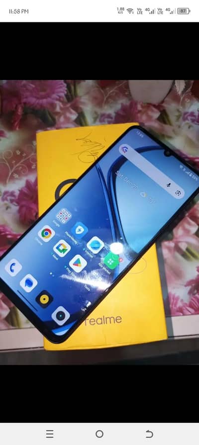 Realme C51 4/128 10/9 condition