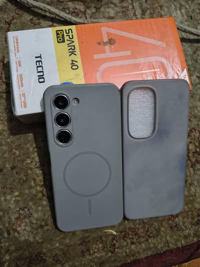 techno spark 40 pro. 8/256GB