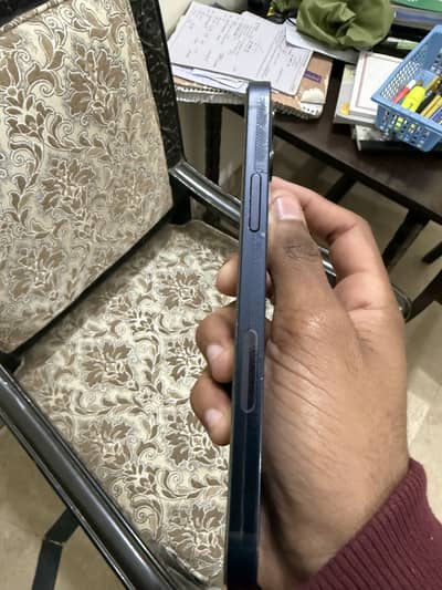 Iphone 12 64 gb colour blue condition 10/9