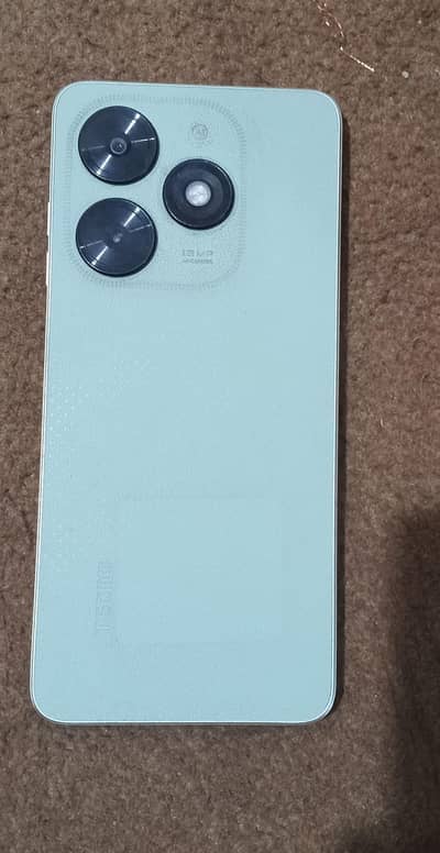 Tecno Spark Go 2024 (Rs-18000)