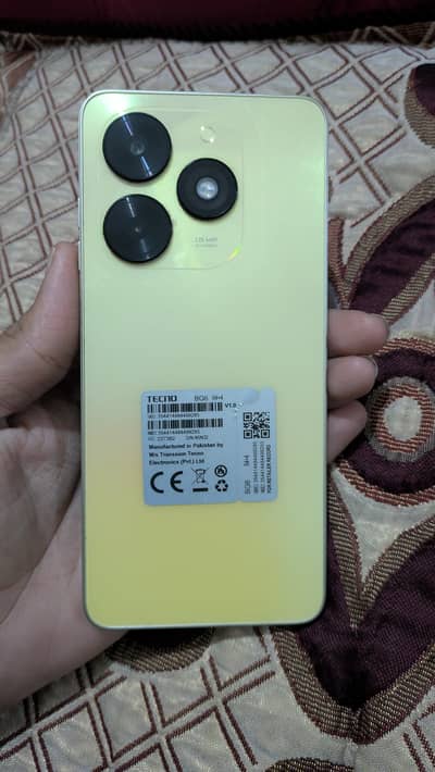 Tecno spark go 2024 Good condition box with original charger