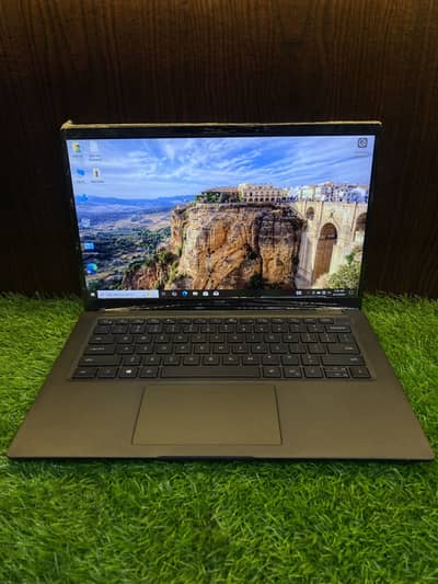 Dell Latitude 7410 (i5 10th Gen) (16/256)