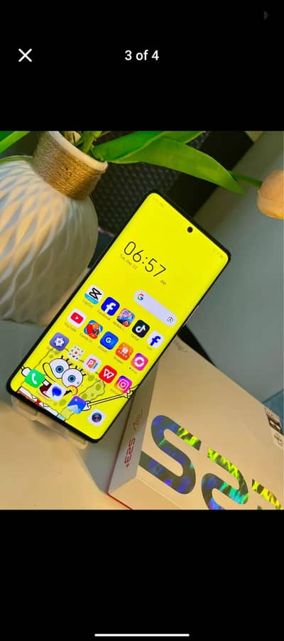 s23 plus edge Dispaly 10by10 condition full box