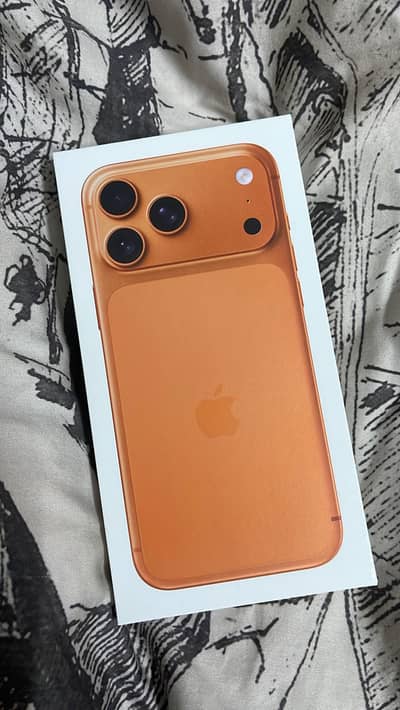 17 pro max LLA box pack