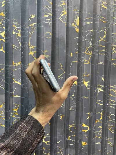 Pixel 8 ha 8/128 ha waterpack