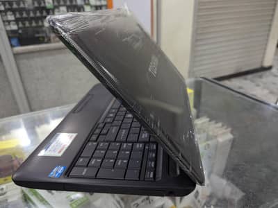 Toshiba Satellite 2nd Generation Laptop