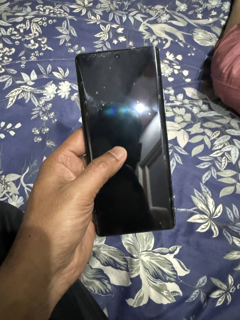 Techno camon 40 pro 2