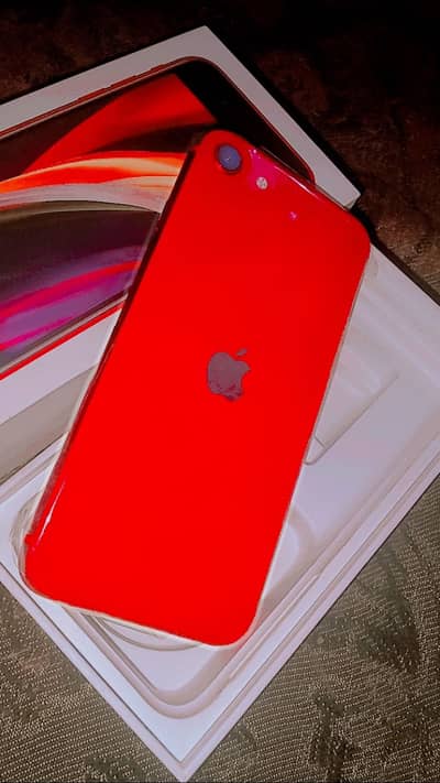 Iphone SE 2020   Call : 03084577257