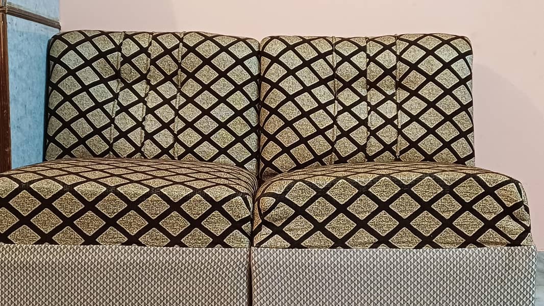 4 seater Sofa 1