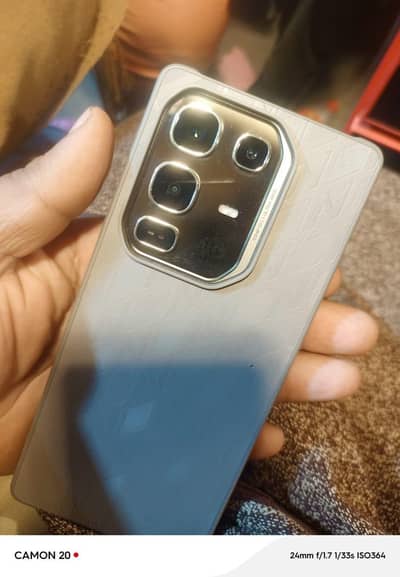 Note 50 pro . 12 GB 256