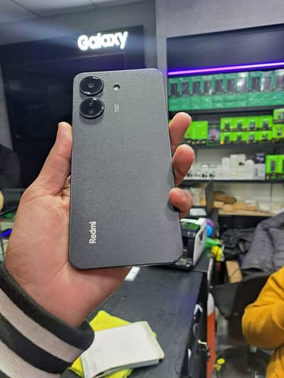 Redmi 13c 6/128 with box