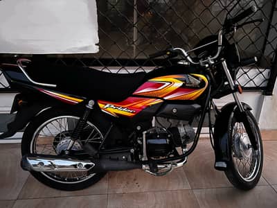 Honda Pridor 100cc in Black color -- 2024 model