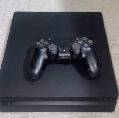 PS4 slim