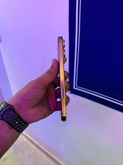 Iphone 16 pro max Jv