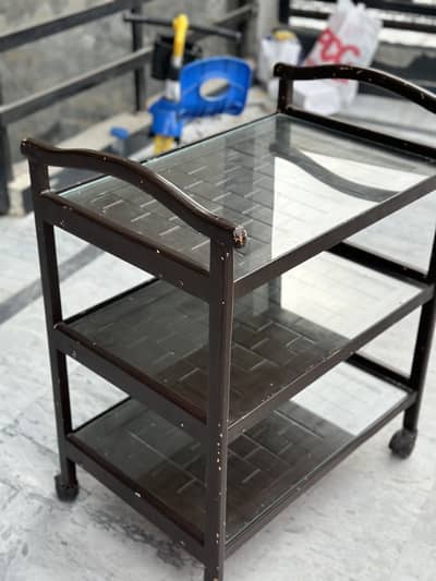 Tea trolly with glass