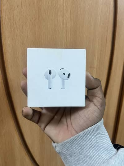 Apple Airpods’ 4 box pack original