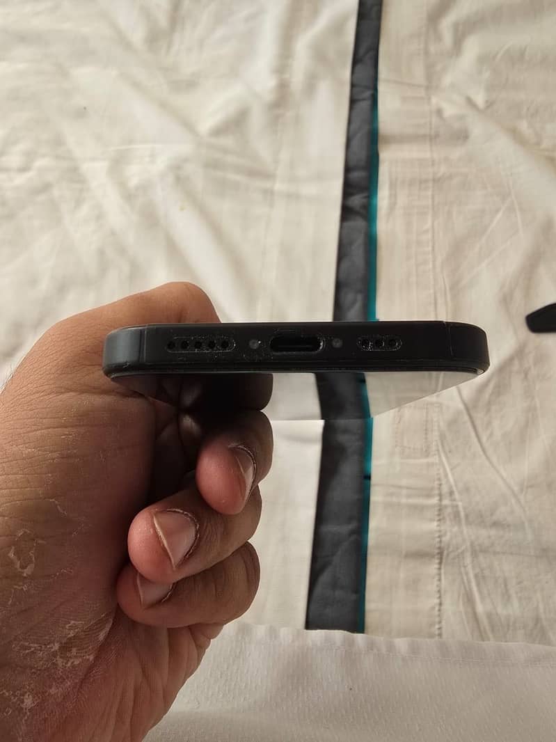 Iphone 15 box pack 2