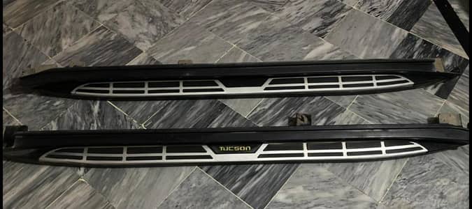 Hyundai Tucson Foot steps