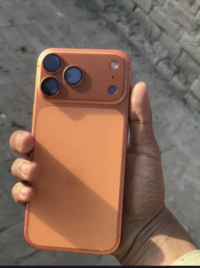 i phone 17 pro max 256 gb Factory unlock 100% battery HEALTH