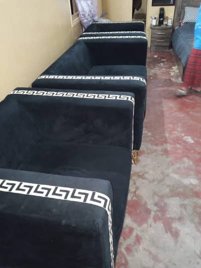 4 seater black velvet sofa set