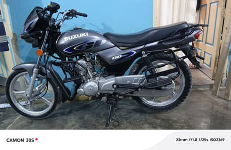 Suzuki GD110s 03171203688 waatsapp number