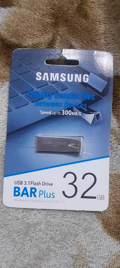 USB 32 GB