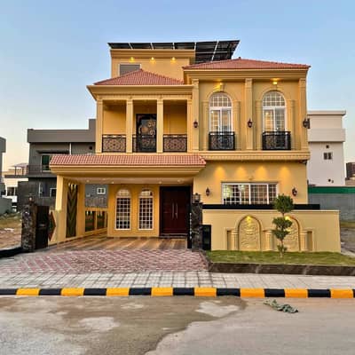 10 MARLA SPANISH HOUSE WITH 10KV SOLAR SYSTEM